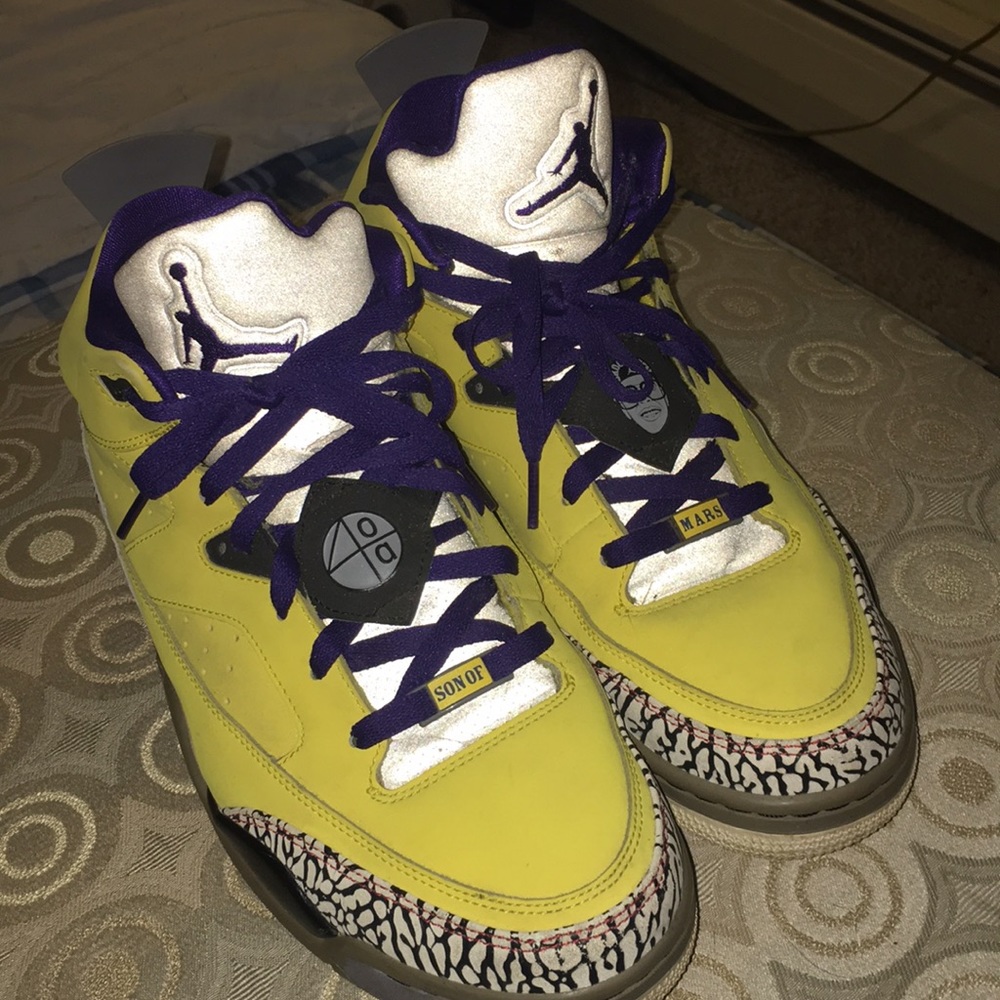 Jordan Son of Mars (Size 10 - Used)